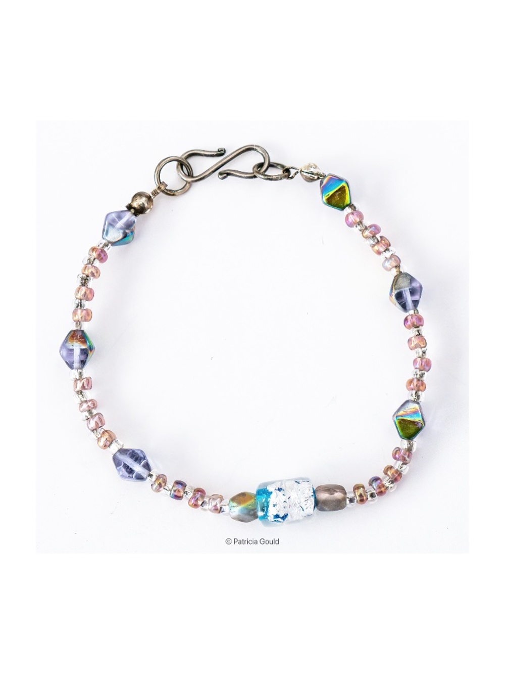 Handmade delicate glass beaded 7.5" bracelet - one of a kind BR3